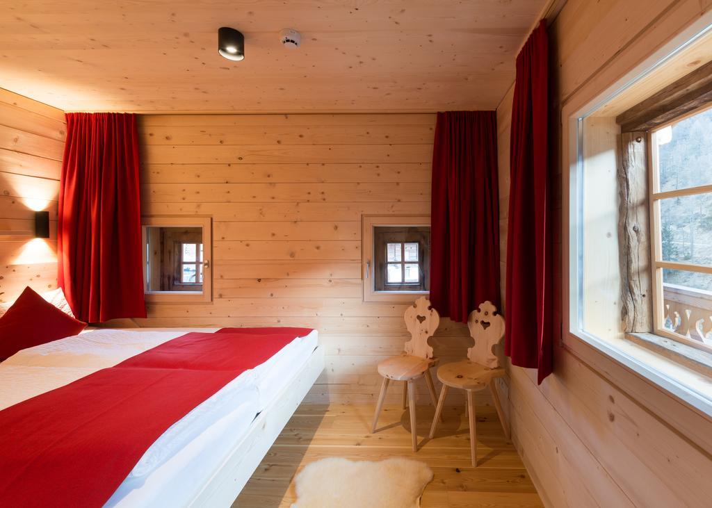 Giatla Hof Der Alfenalm - Ferienwohnungen Am Berg Innervillgraten Room photo